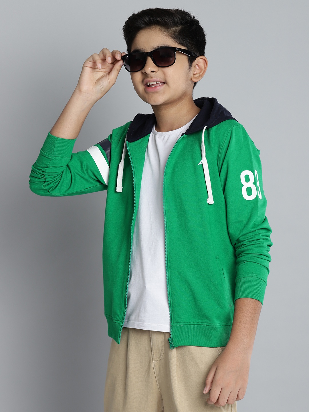 

Nautica Boys Green Pure Cotton Solid Hooded Sweatshirt