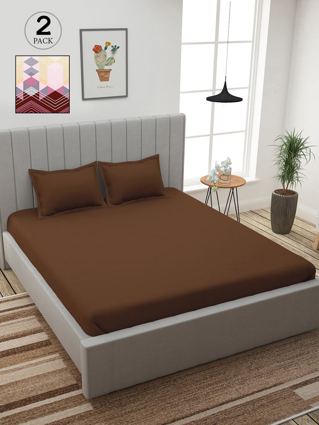 

Story@home Brown & White 210 TC 2 King Bedsheet with 4 Pillow Covers