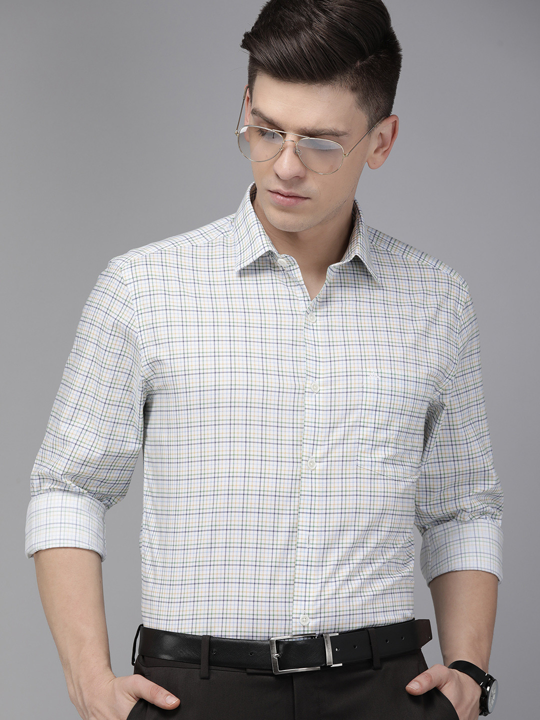 

Arrow Men White & Green Slim Fit Micro Checks Semiformal Pure Cotton Shirt