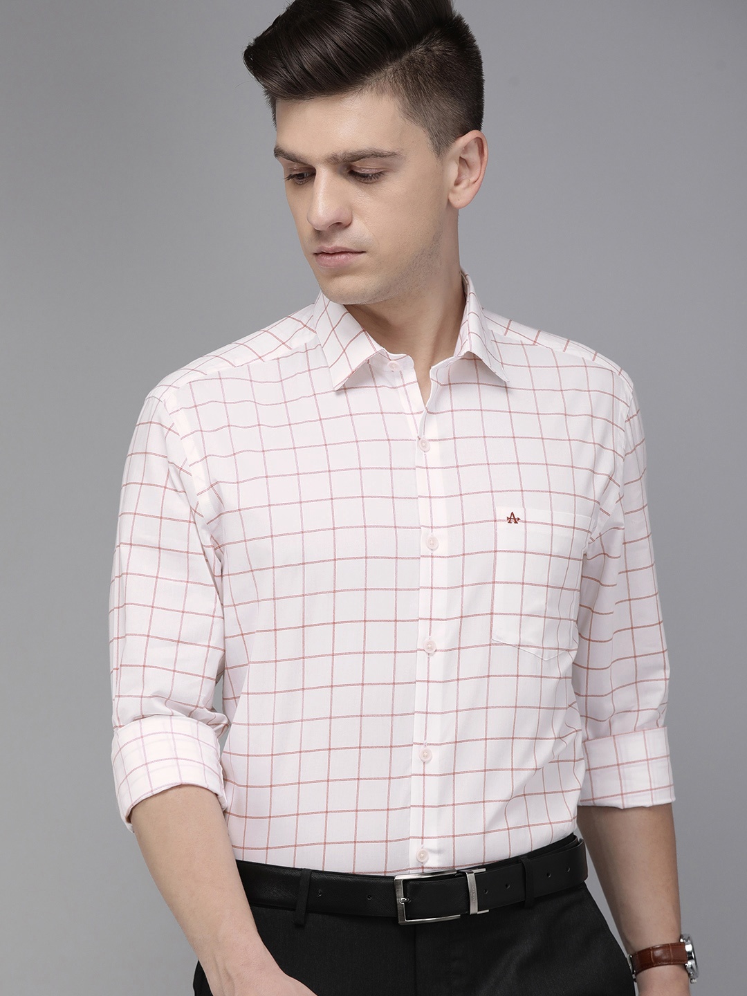 

Arrow Men White Manhattan Slim Fit Checked Formal Shirt
