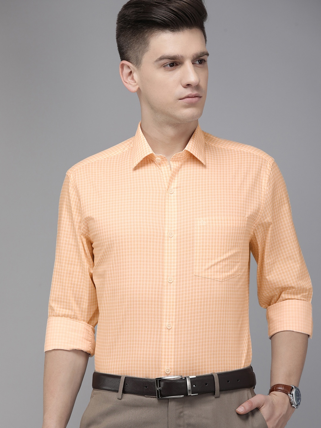 

Arrow Men White & Peach-Coloured Manhattan Slim Fit Grid Tattersall Checked Formal Shirt