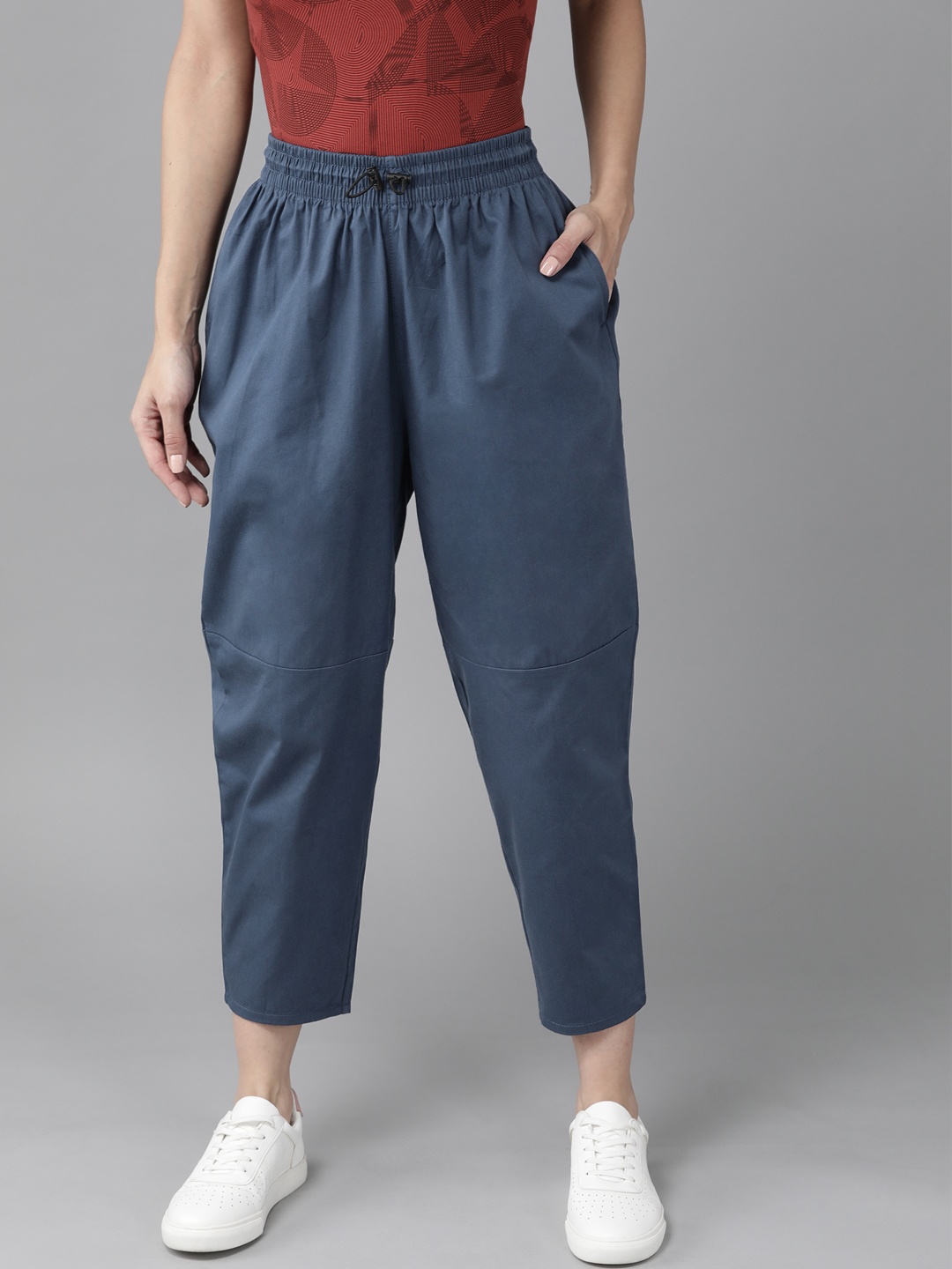 

Roadster Women Teal Blue Solid Pure Cotton Trousers