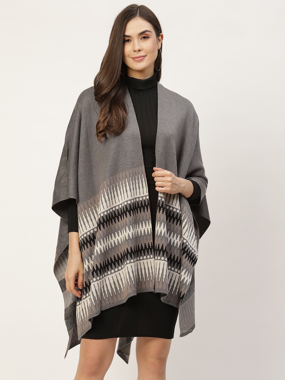 

APSLEY Women Grey & Off White Printed Longline Shrug