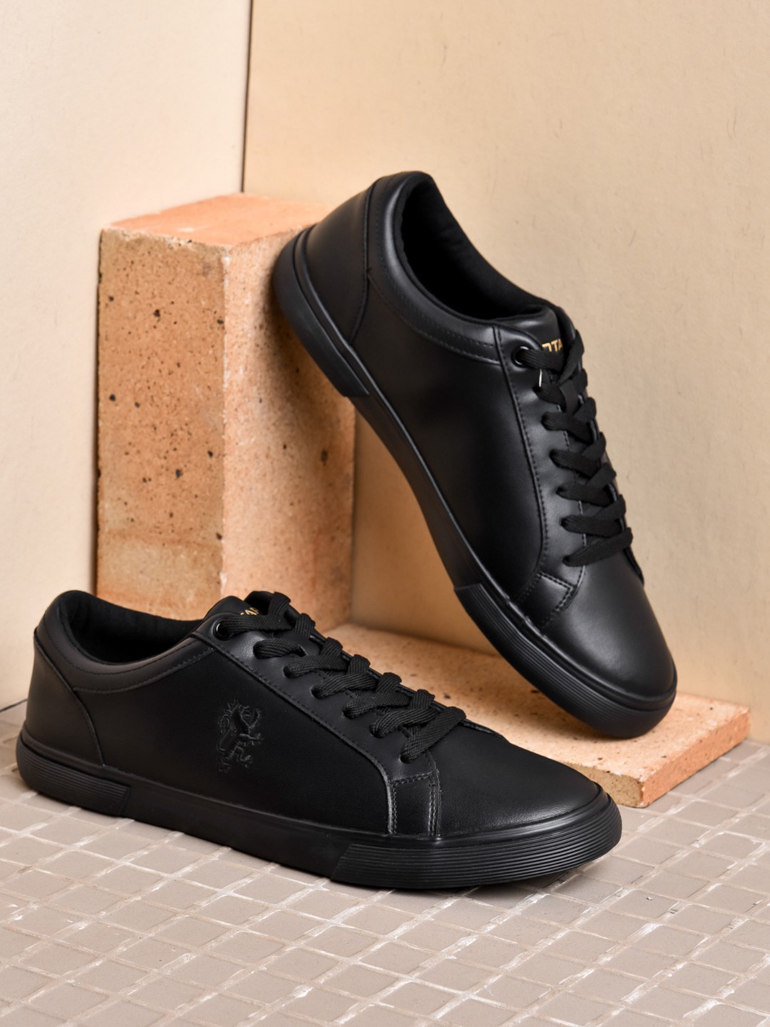 

Red Tape Men Black Sneakers