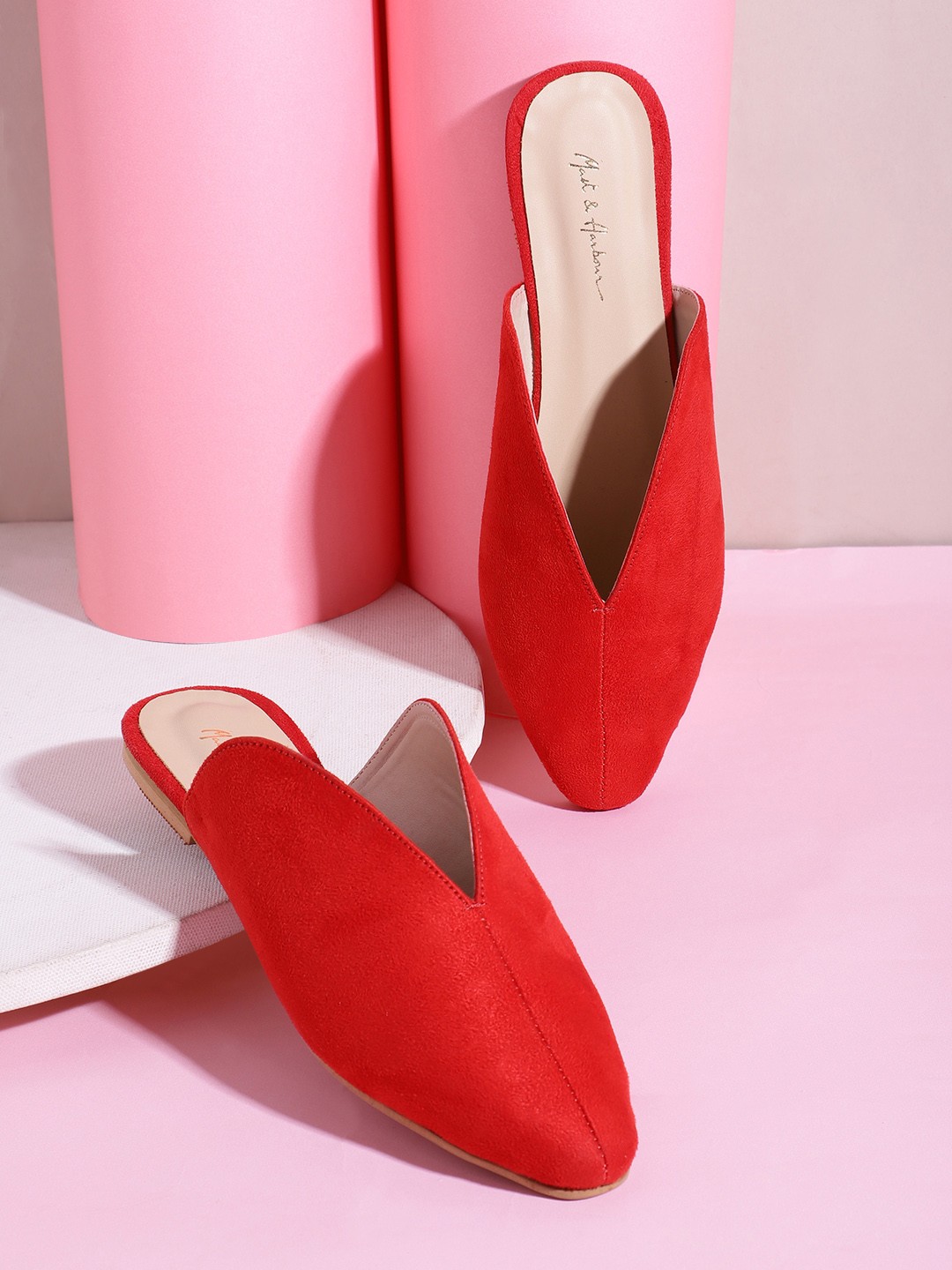 

Mast & Harbour Women Red Solid Mules