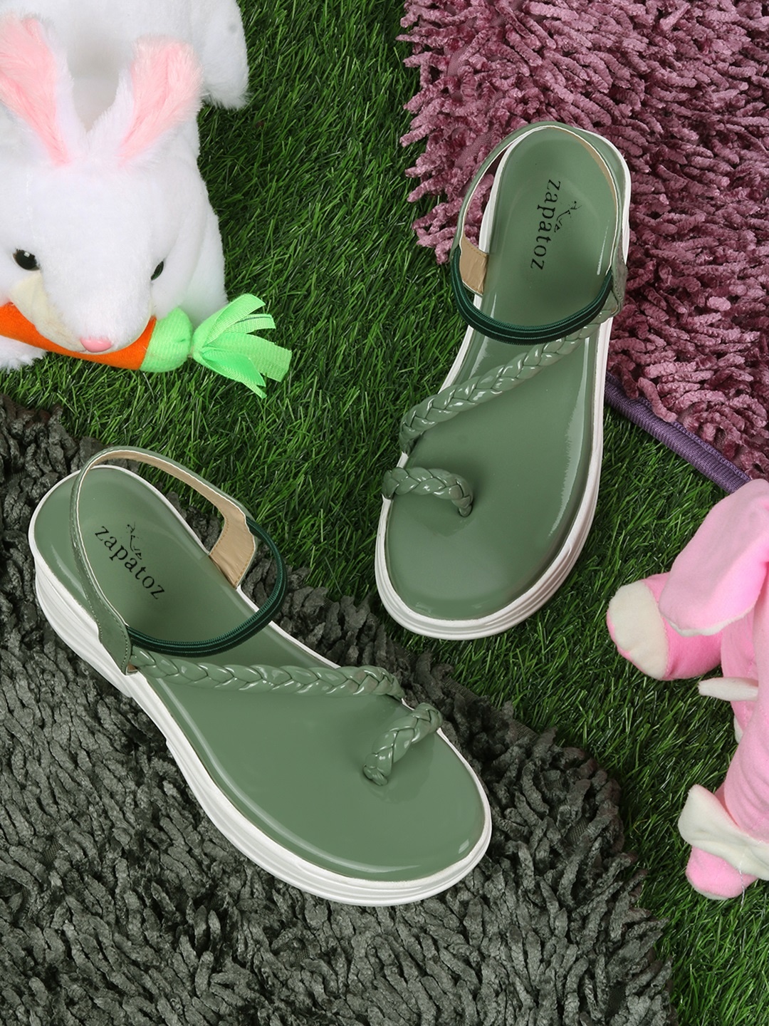 

ZAPATOZ Green Textured Platform Heels