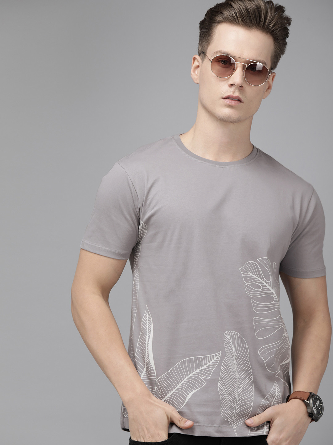 

Blackberrys Men Grey Floral Printed Slim Fit Pure Cotton T-shirt