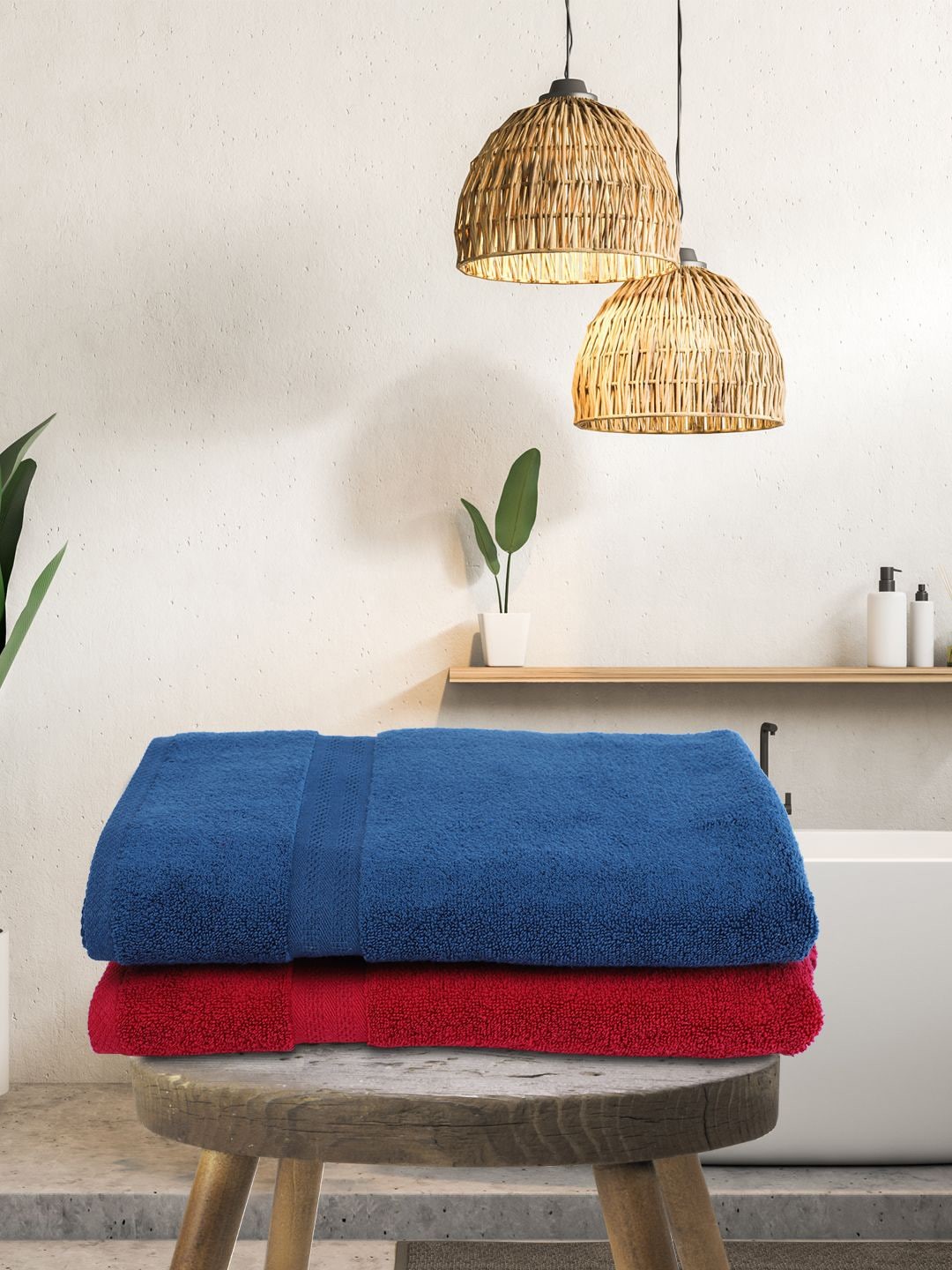

BIANCA Navy Blue & Red Set of 2 Solid 500 GSM Cotton Bath Towels