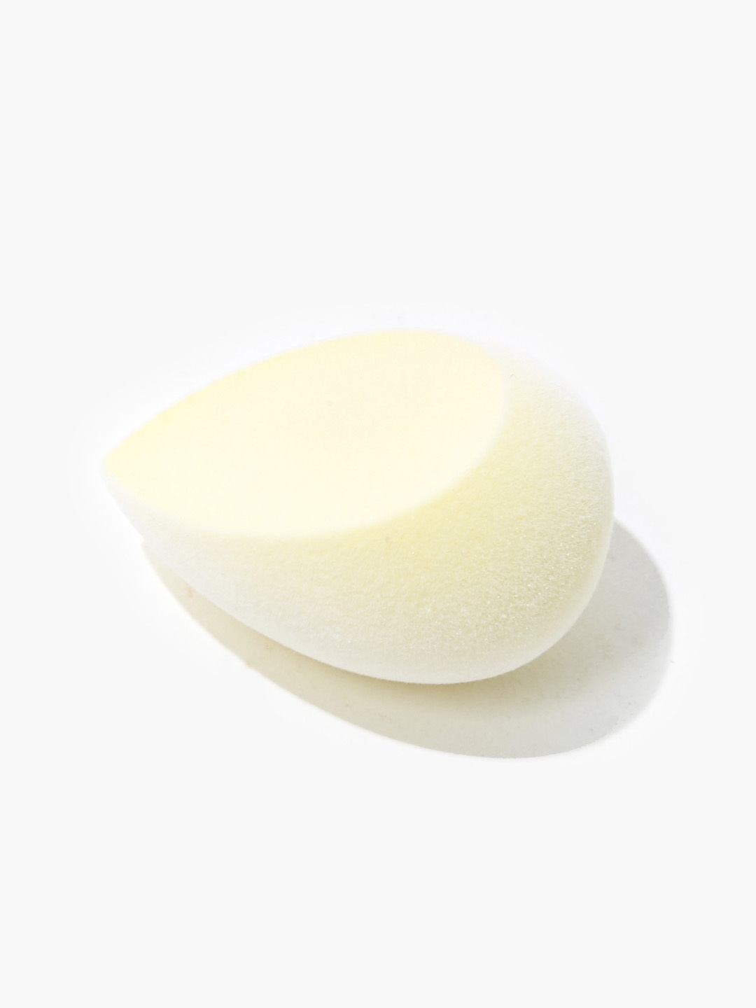 

FOREVER 21 Yellow Pointed Tip Blending Sponge