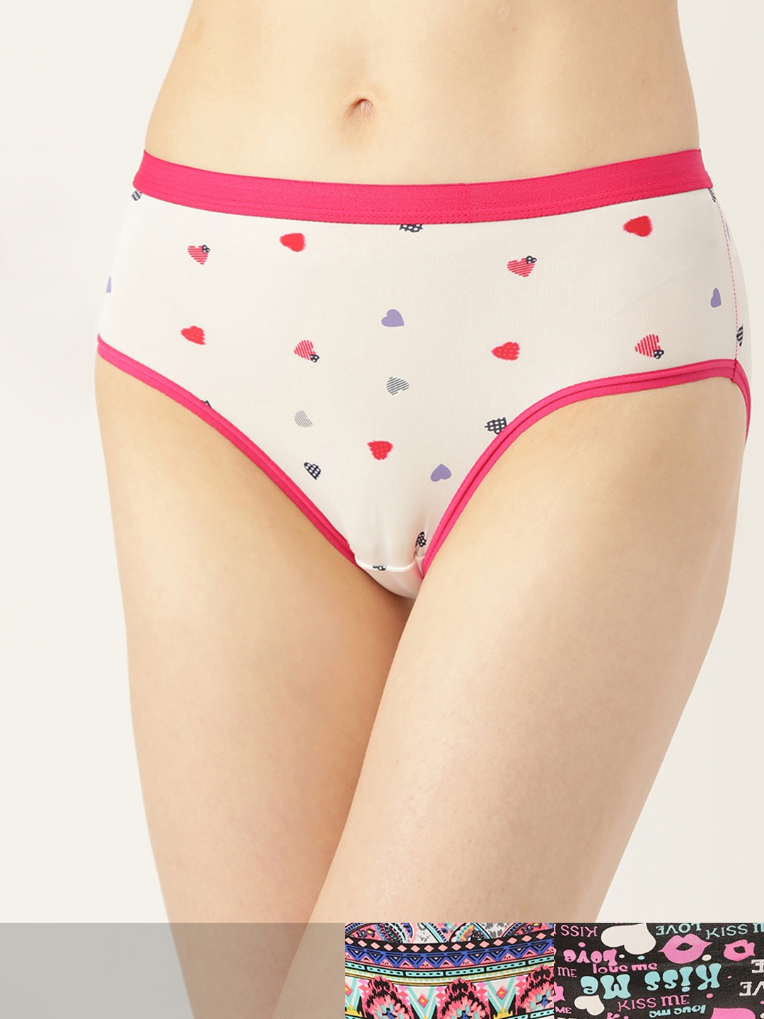 

DressBerry Women Pack of 3 Hipster Briefs, Black