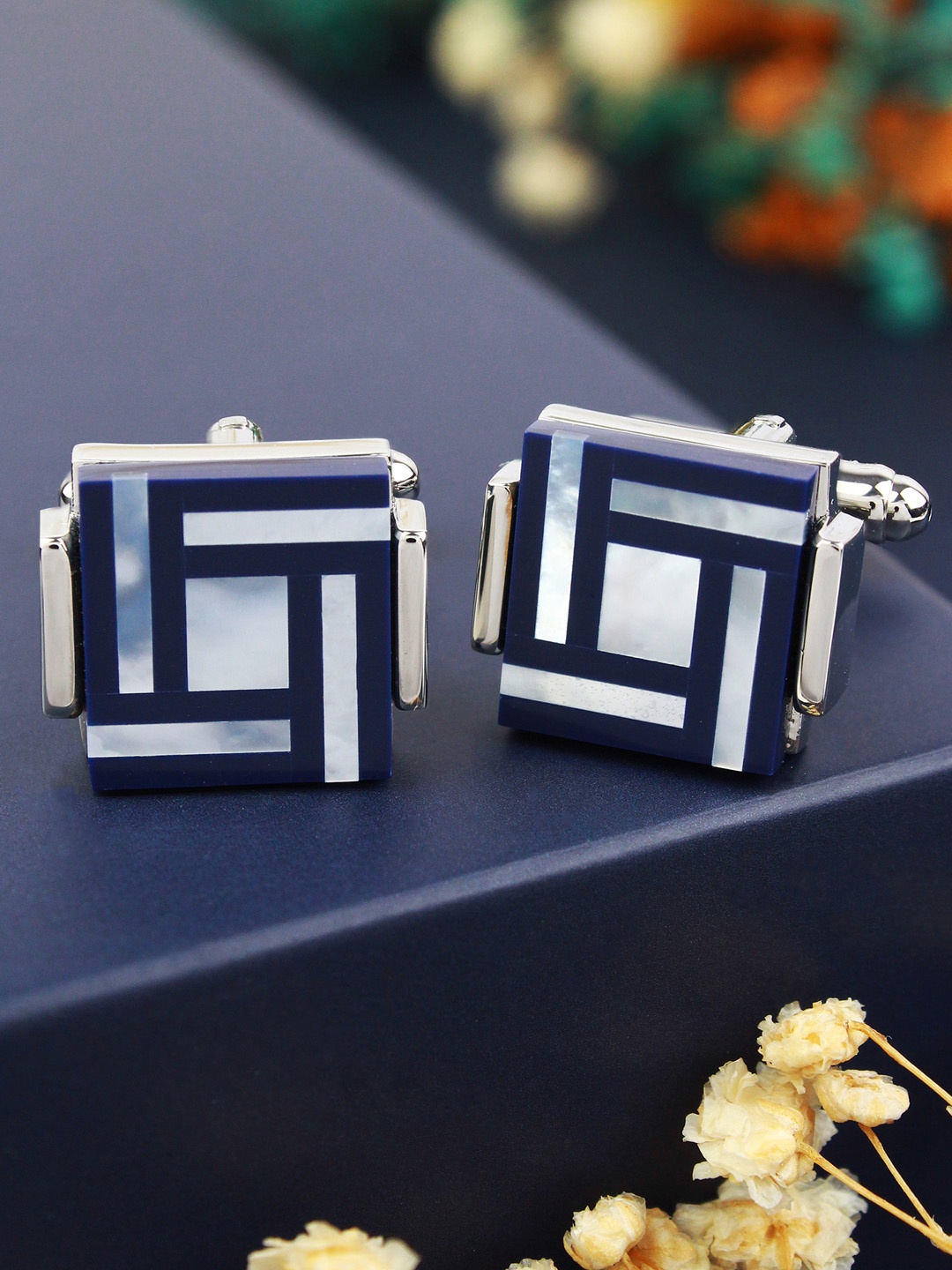 

PELUCHE Blue & Silver-Toned Cufflink
