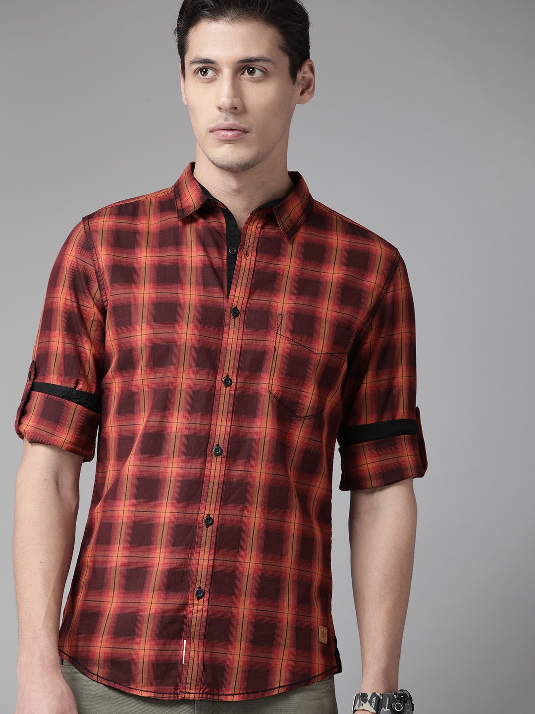 

Roadster Men Burgundy Tartan Checked Pure Cotton Casual Shirt