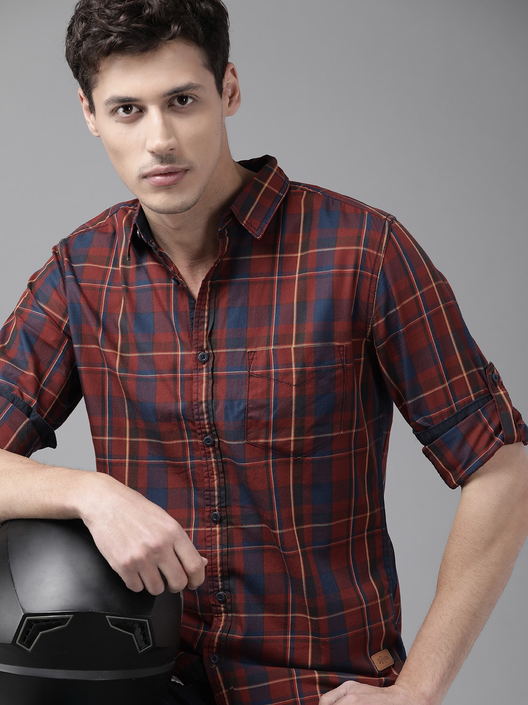 

Roadster Men Rust Red Tartan Checks Pure Cotton Casual Shirt