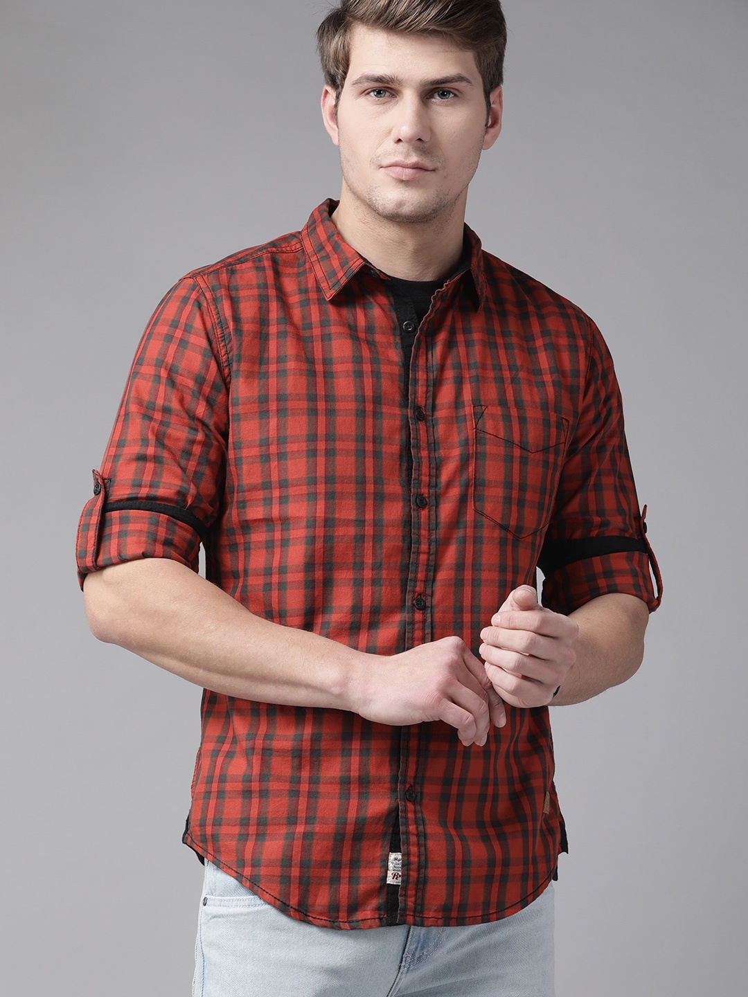 

Roadster Men Rust Red and Green Pure Cotton Tartan Checks Checked Casual Shirt