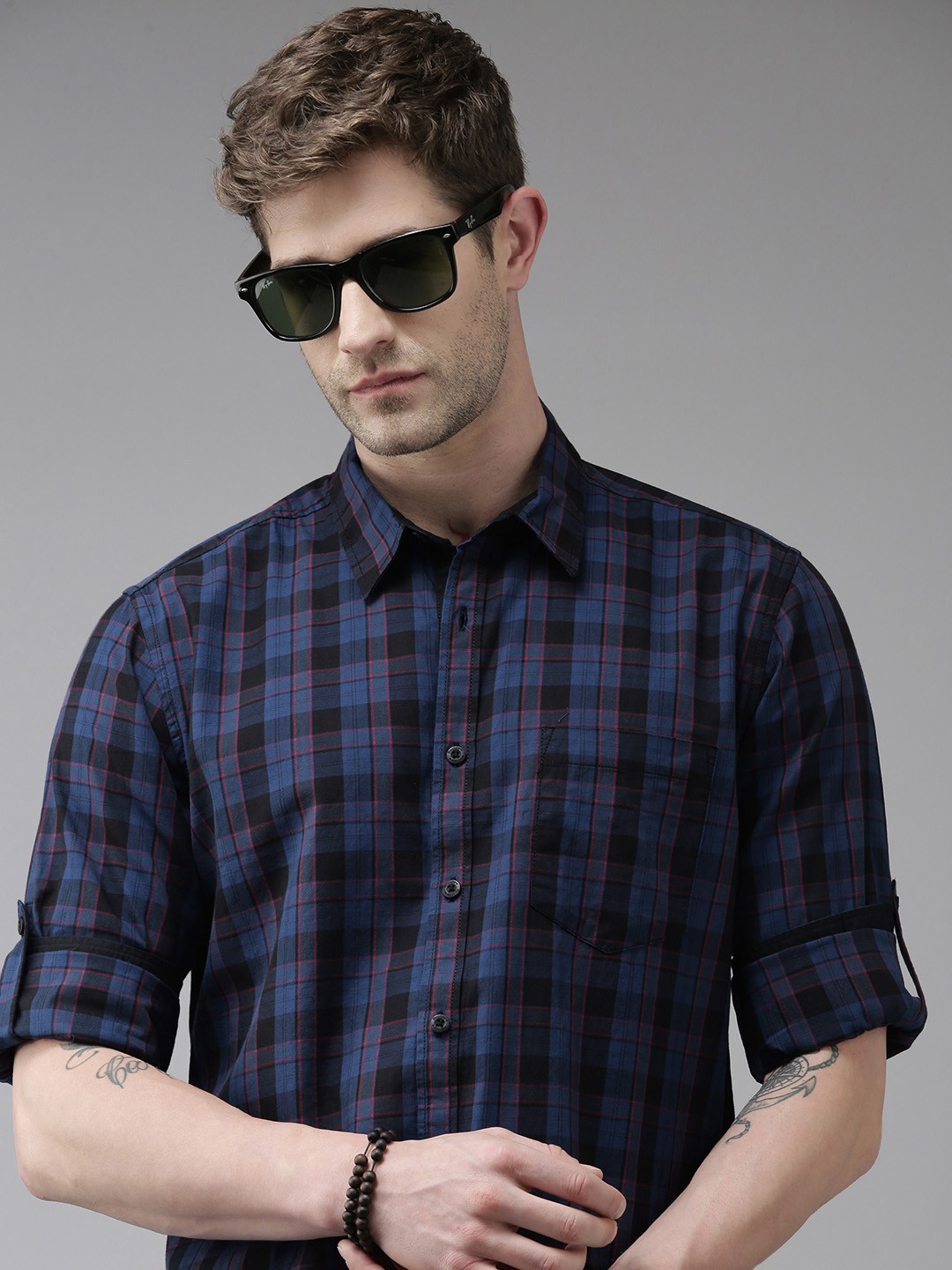 

Roadster Men Blue And Black Checked Pure Cotton Sustainable Casual Shirt