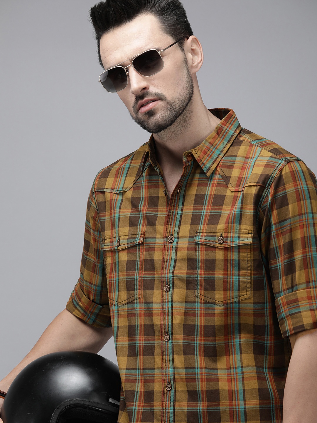 

The Roadster Lifestyle Co Men Multicoloured Checked Casual Shirt, Multi