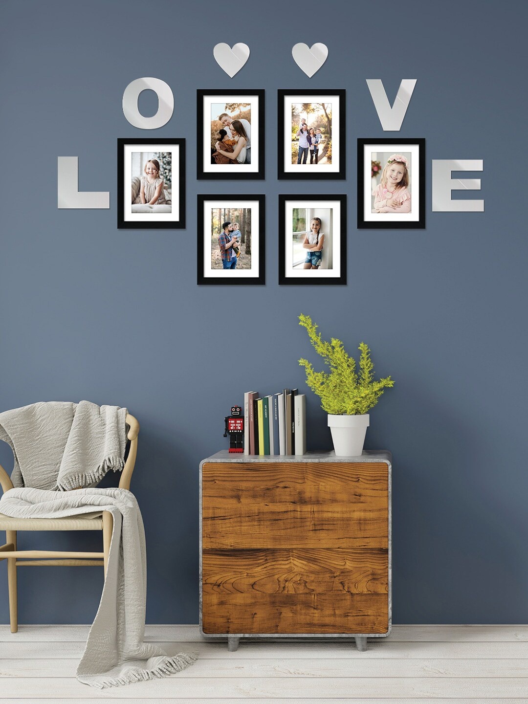

RANDOM Set Of 6 Black Solid Individual Wall Photo Frames