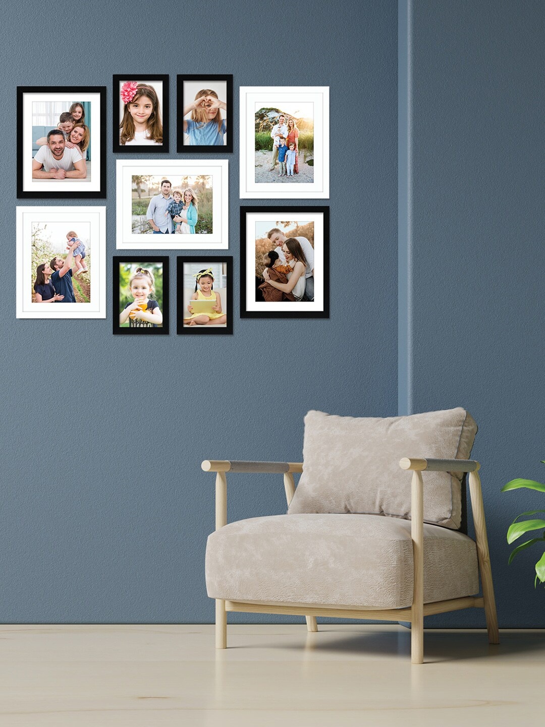 

RANDOM Set Of 9 Black & White Solid Individual Photo Frames