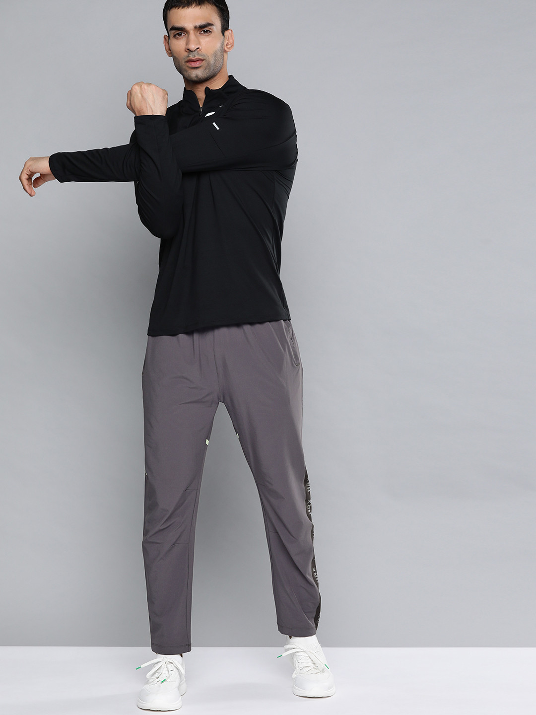 

HRX By Hrithik Roshan Training Men Iron Rapid-Dry Typography Track Pants, Charcoal