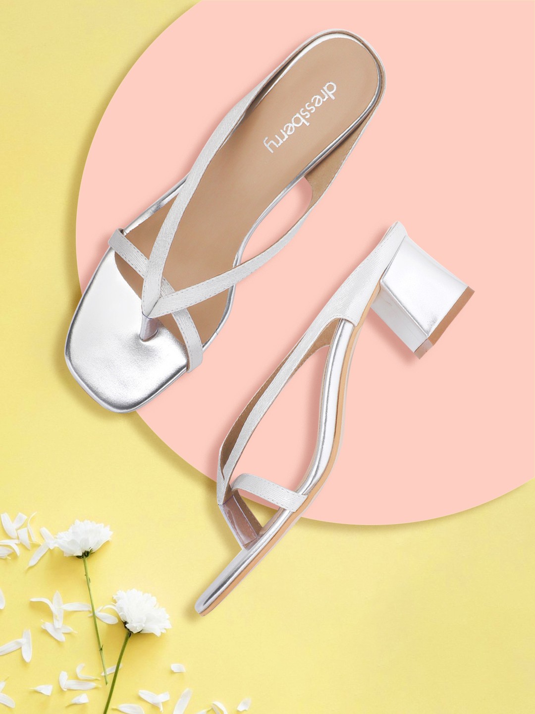 

DressBerry Silver-Toned Solid Block Heels
