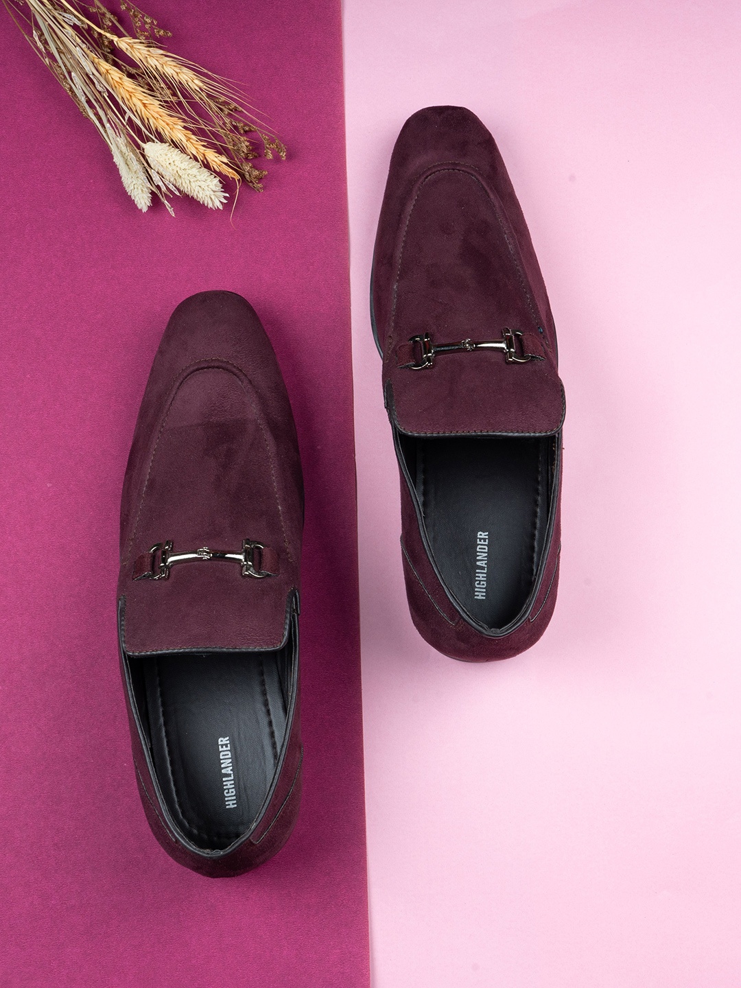 

HIGHLANDER Men Colorcoded Suede Comfort Loafers, Burgundy