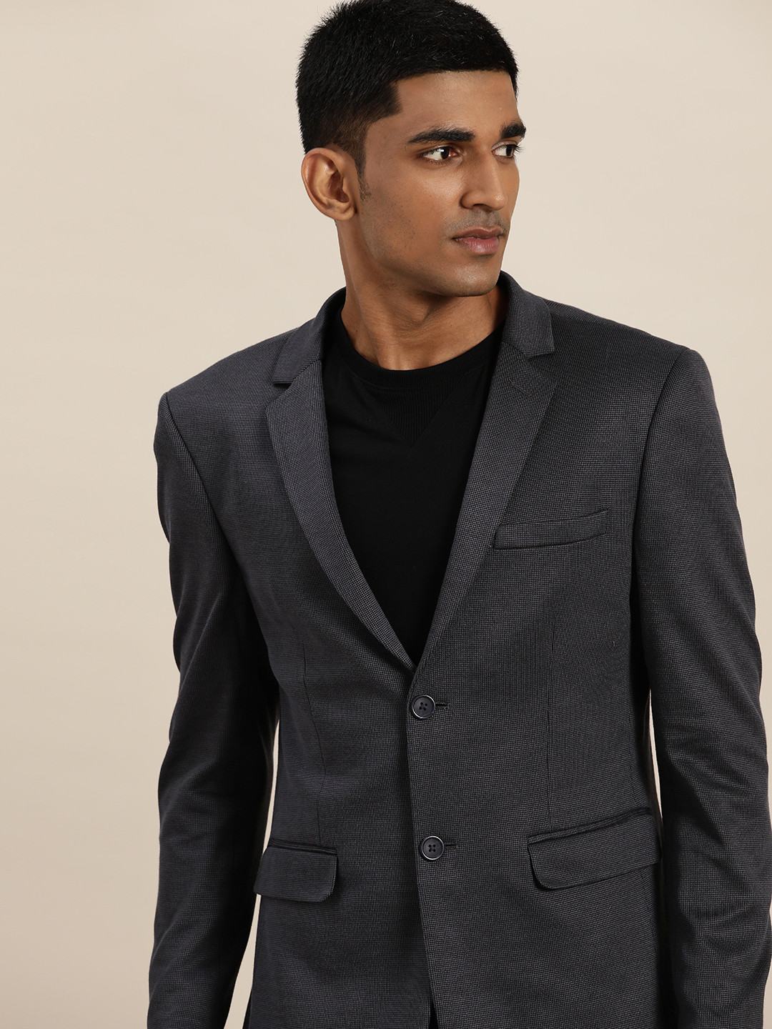 

INVICTUS Men Charcoal Grey Solid Single-Breasted Slim Fit Smart Casual Blazer