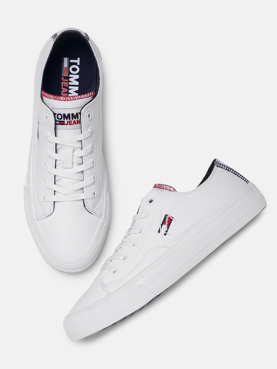 

Tommy Hilfiger Men White Solid Sneakers
