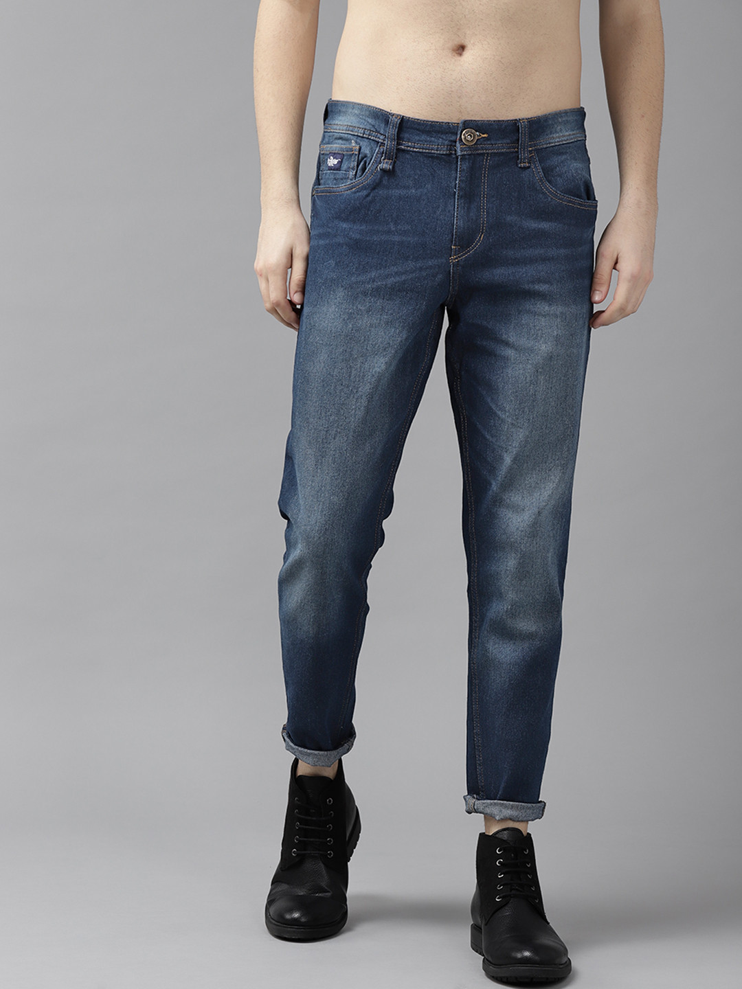 

Roadster Men Navy Blue Carrot Fit Light Fade Stretchable Jeans