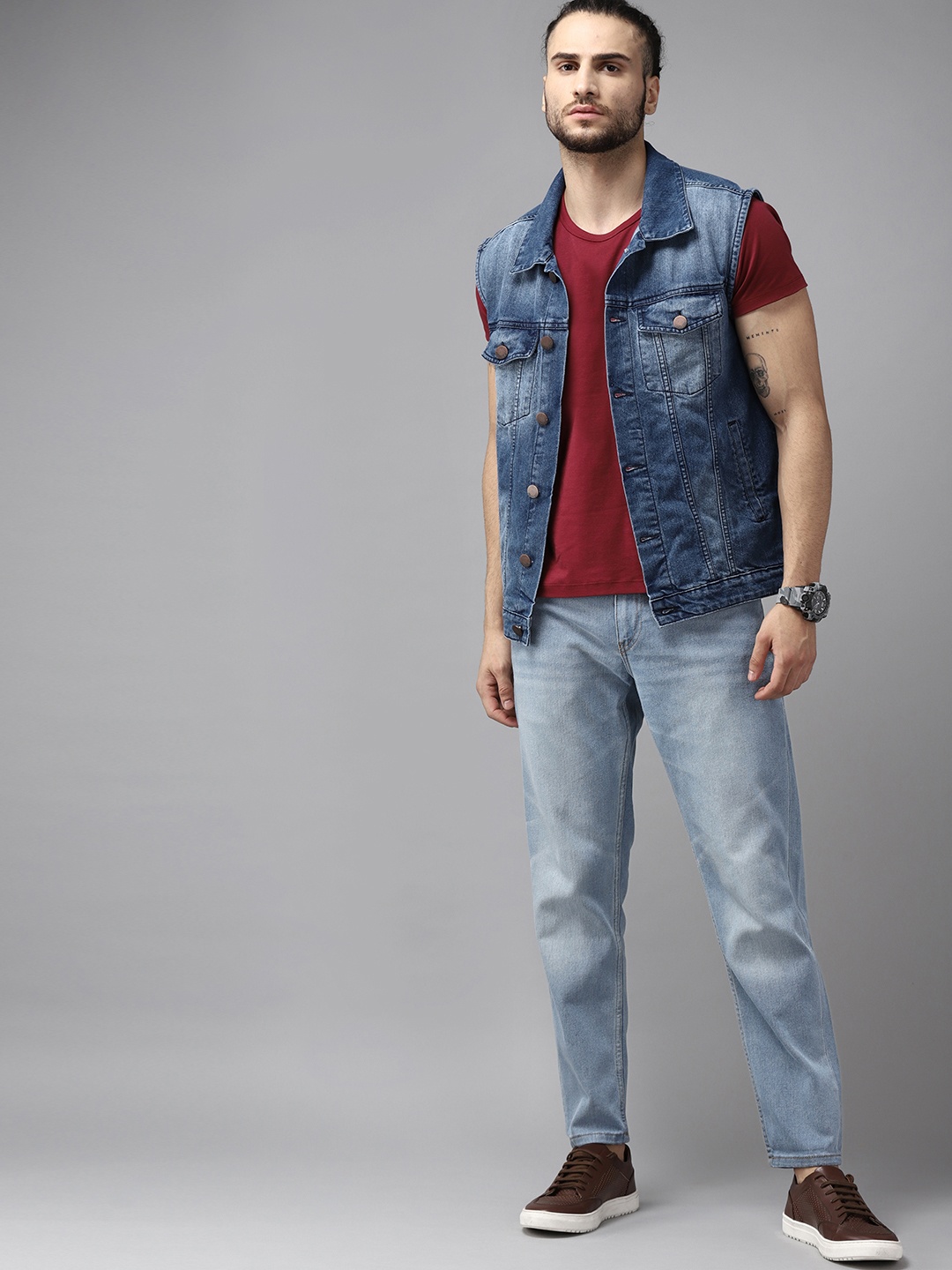 

Roadster Men Blue Carrot Fit Stretchable Jeans