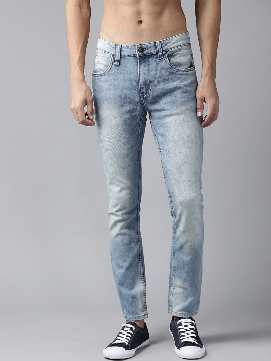 

Roadster Men Blue Skinny Fit Light Fade Stretchable Jeans