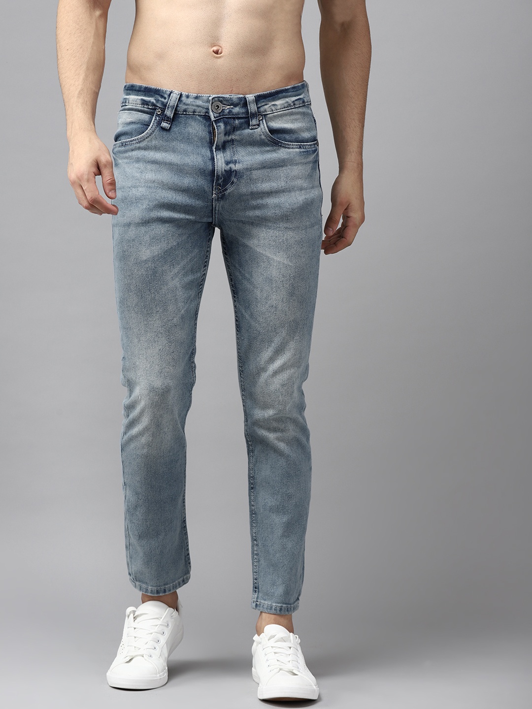 

Roadster Men Blue Slim Fit Light Fade Stretchable Jeans