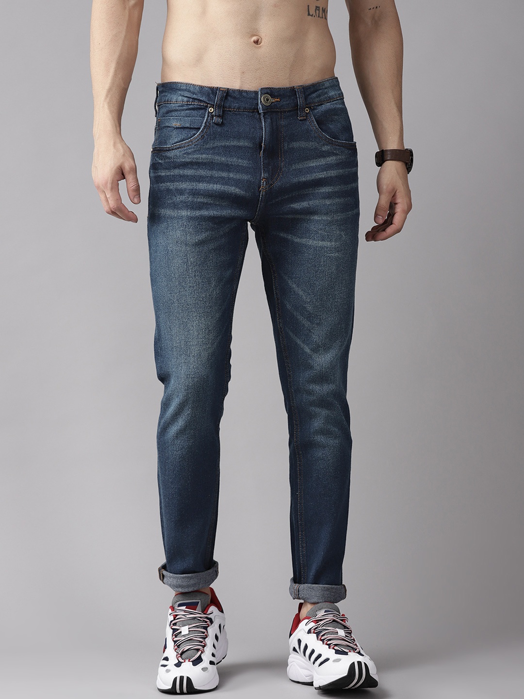 

Roadster Men Blue Slim Fit Light Fade Stretchable Jeans