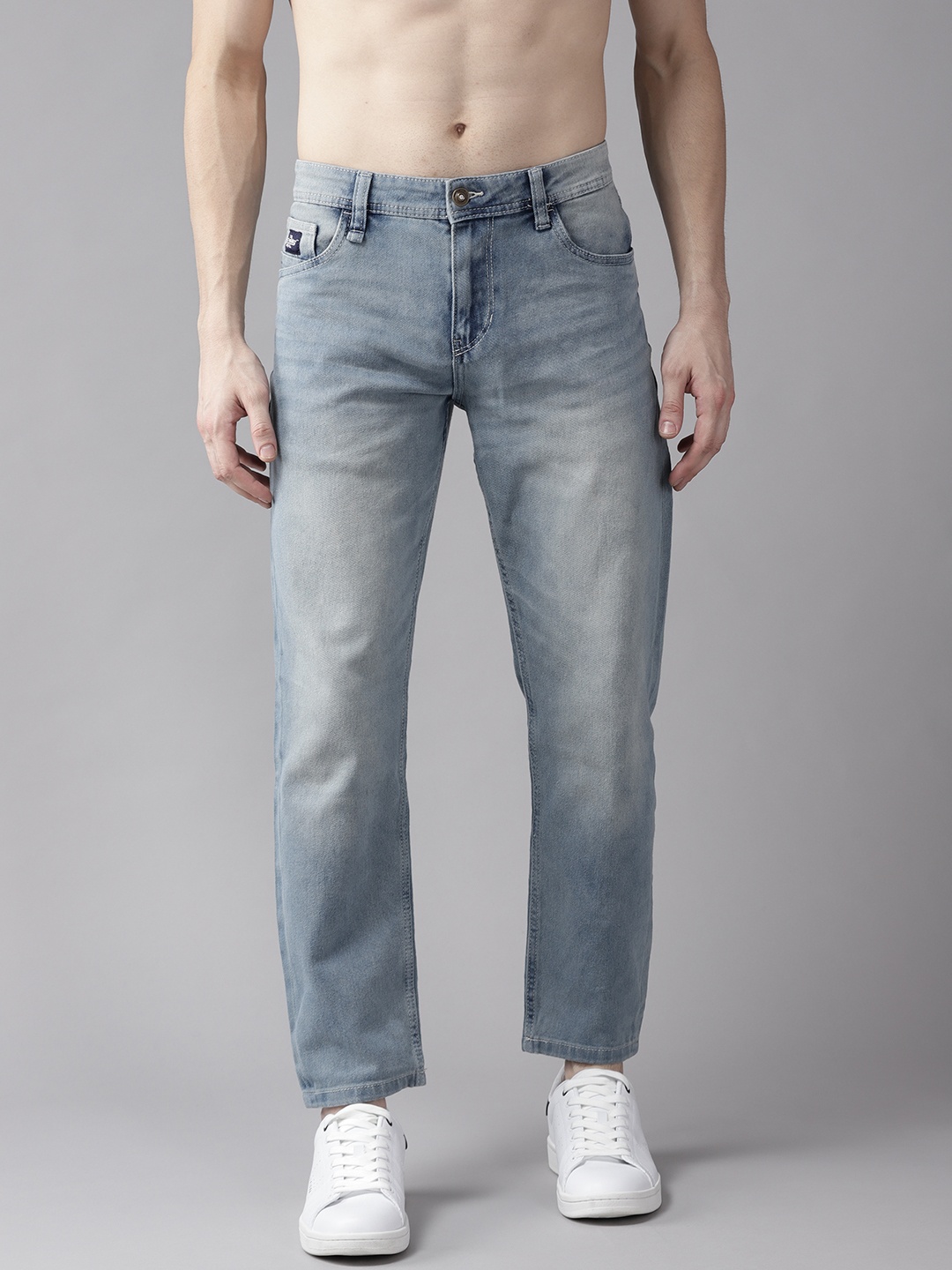 

Roadster Men Blue Light Fade Stretchable Jeans