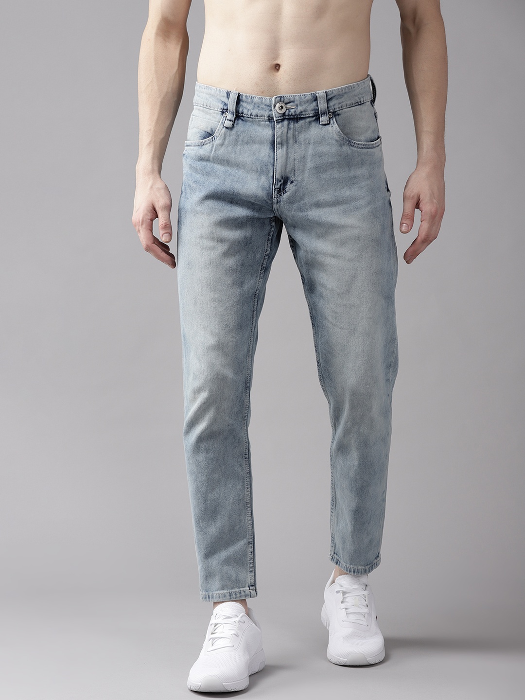 

Roadster Men Blue Light Fade Stretchable Jeans