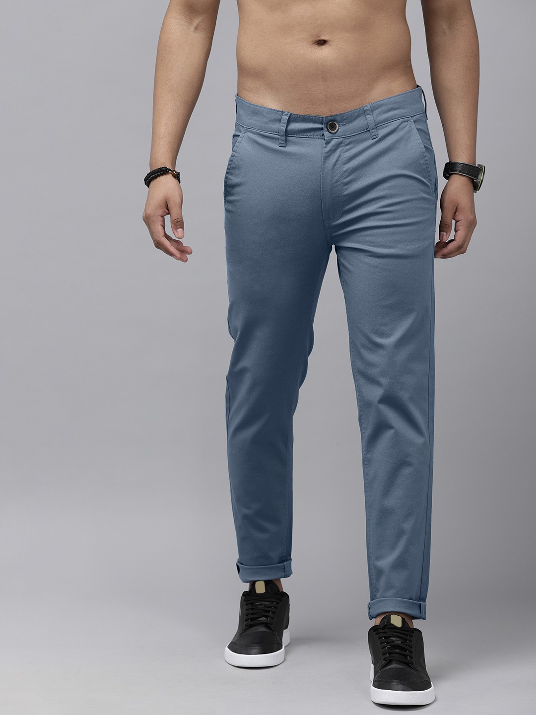 

Roadster Men Blue Solid Opaque Slim Fit Trousers
