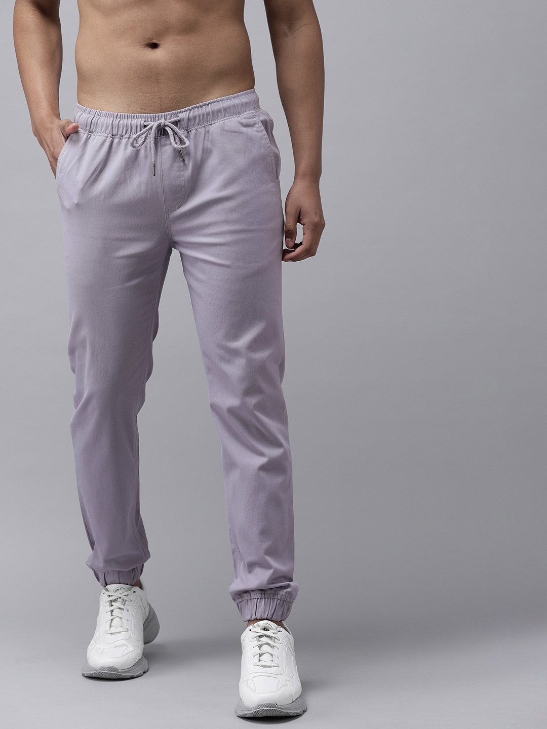 

Roadster Men Grey Solid Jogger Trousers