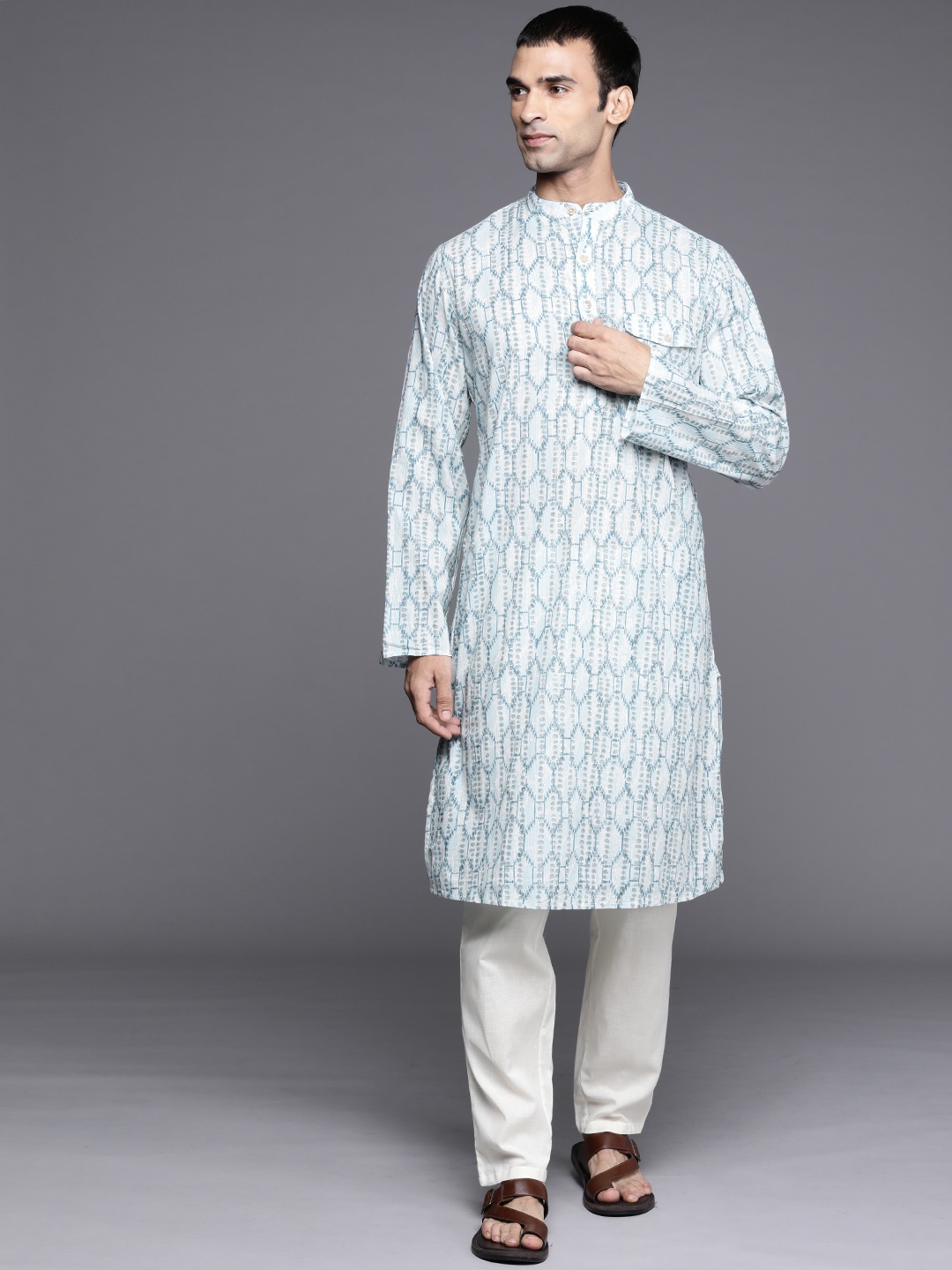 

Fabindia Men Blue & White Ethnic Motifs Print Cotton Straight Kurta