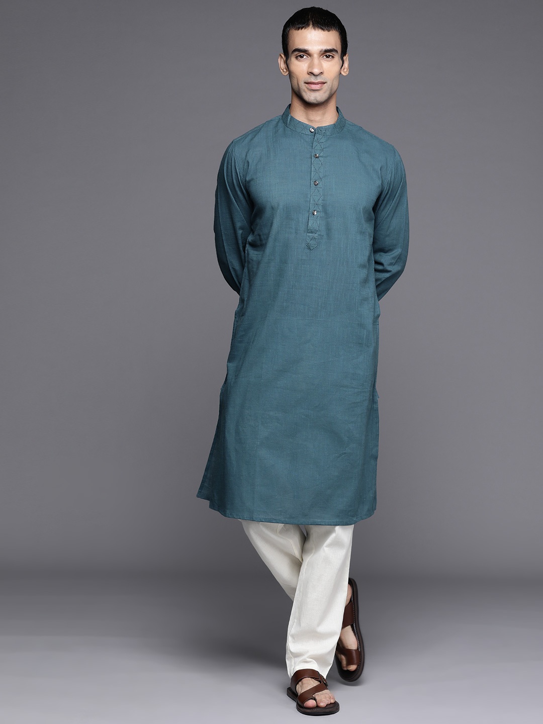

Fabindia Men Teal Green Solid Cotton Straight Kurta