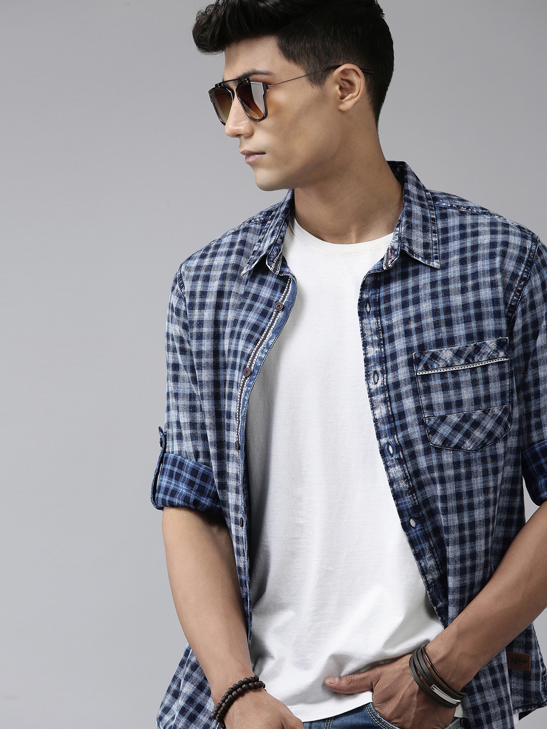 

Roadster Men Blue Checked Regular Fit Pure Cotton Sustainable Casual Shirt