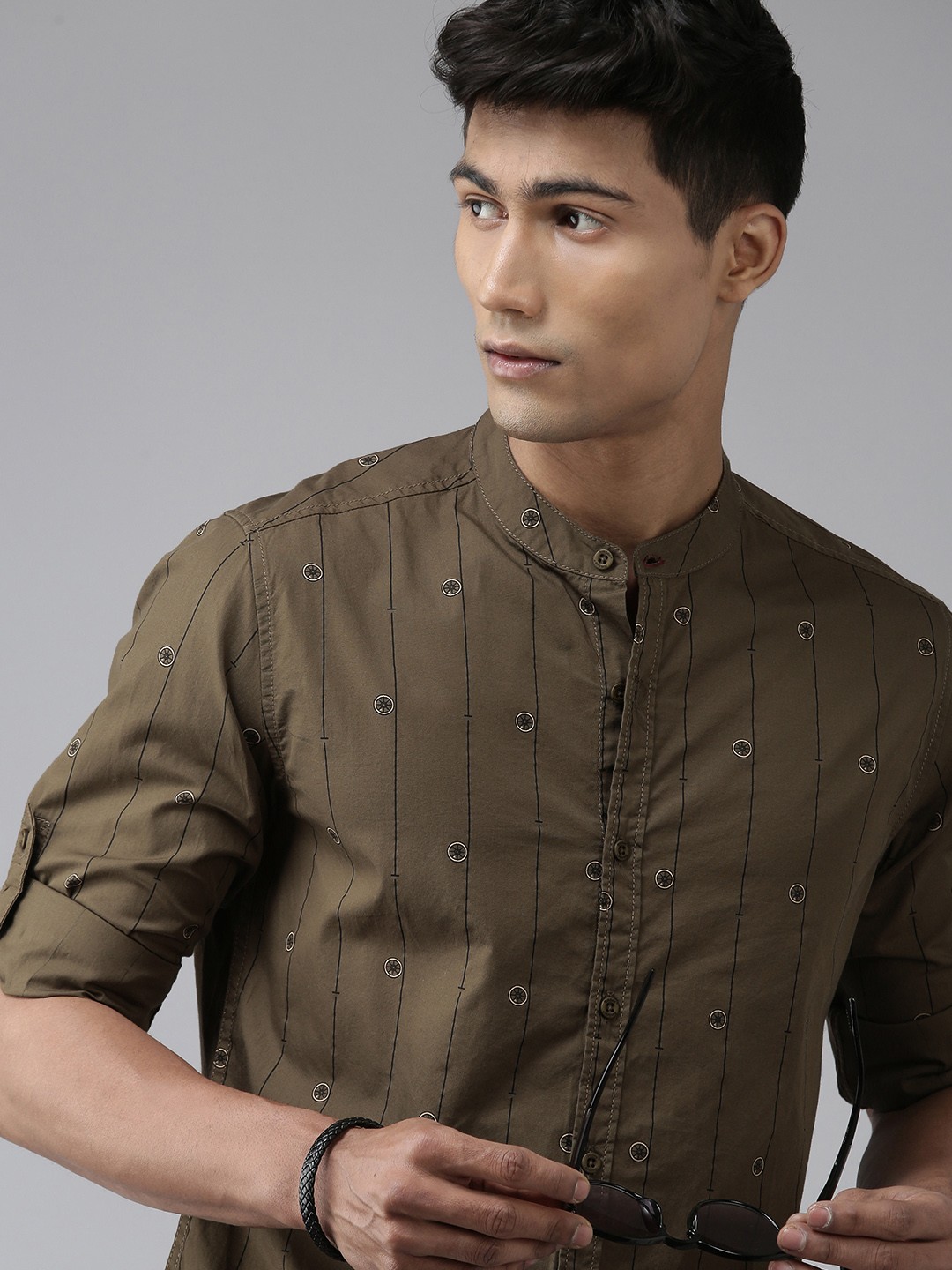 

Roadster Men Brown Printed Regular Fit Pure Cotton Casual Shirt