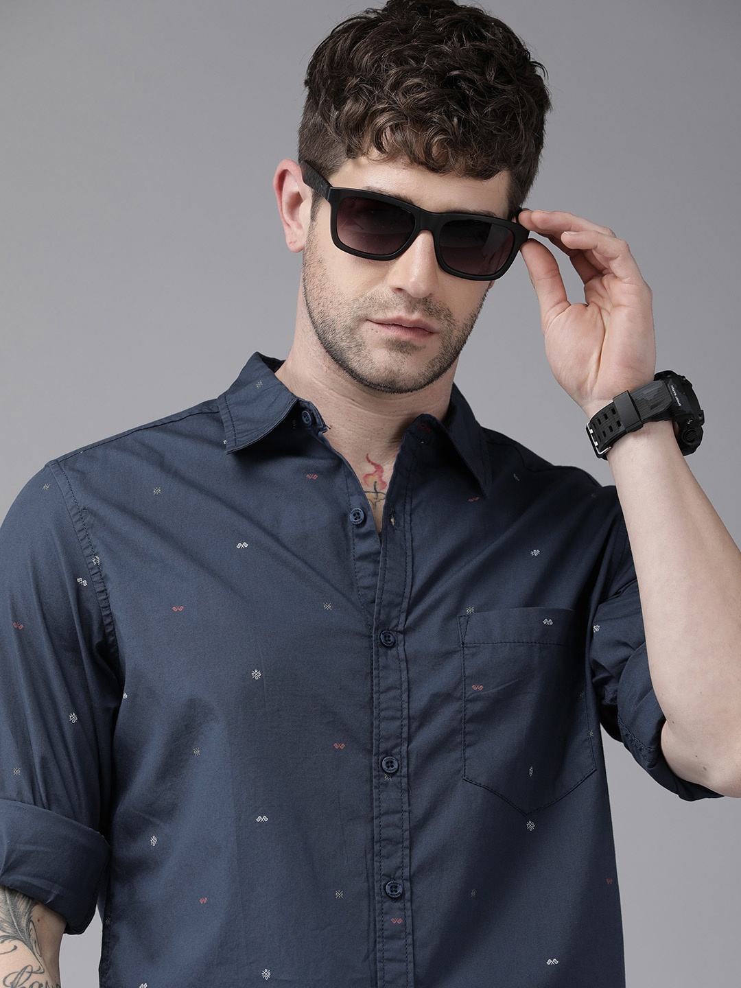 

Roadster Men Blue Opaque Printed Casual Shirt