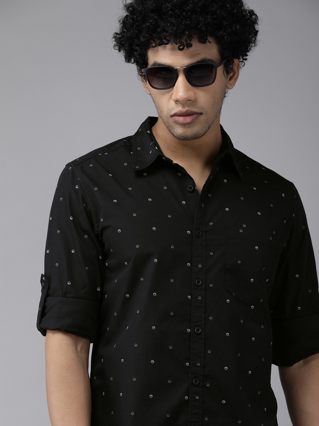 

Roadster Men Black Opaque Printed Casual Shirt