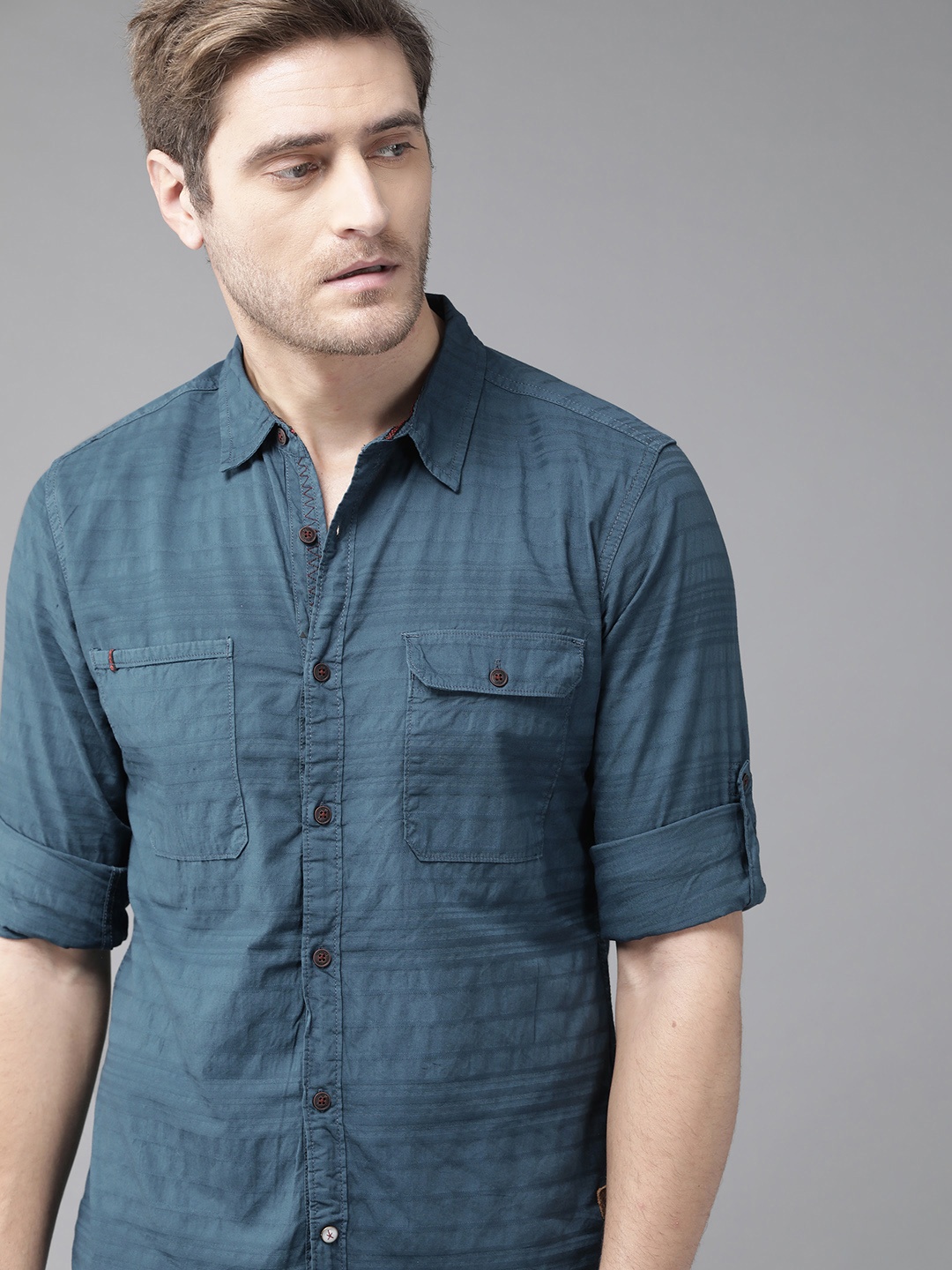 

Roadster Men Teal Solid Pure Cotton Casual Shirt
