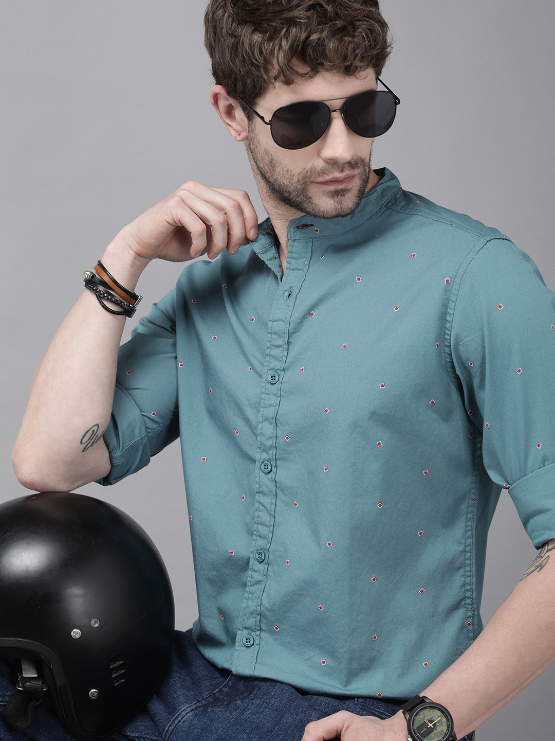 

Roadster Men Teal Green Printed Pure Cotton Casual Shirt