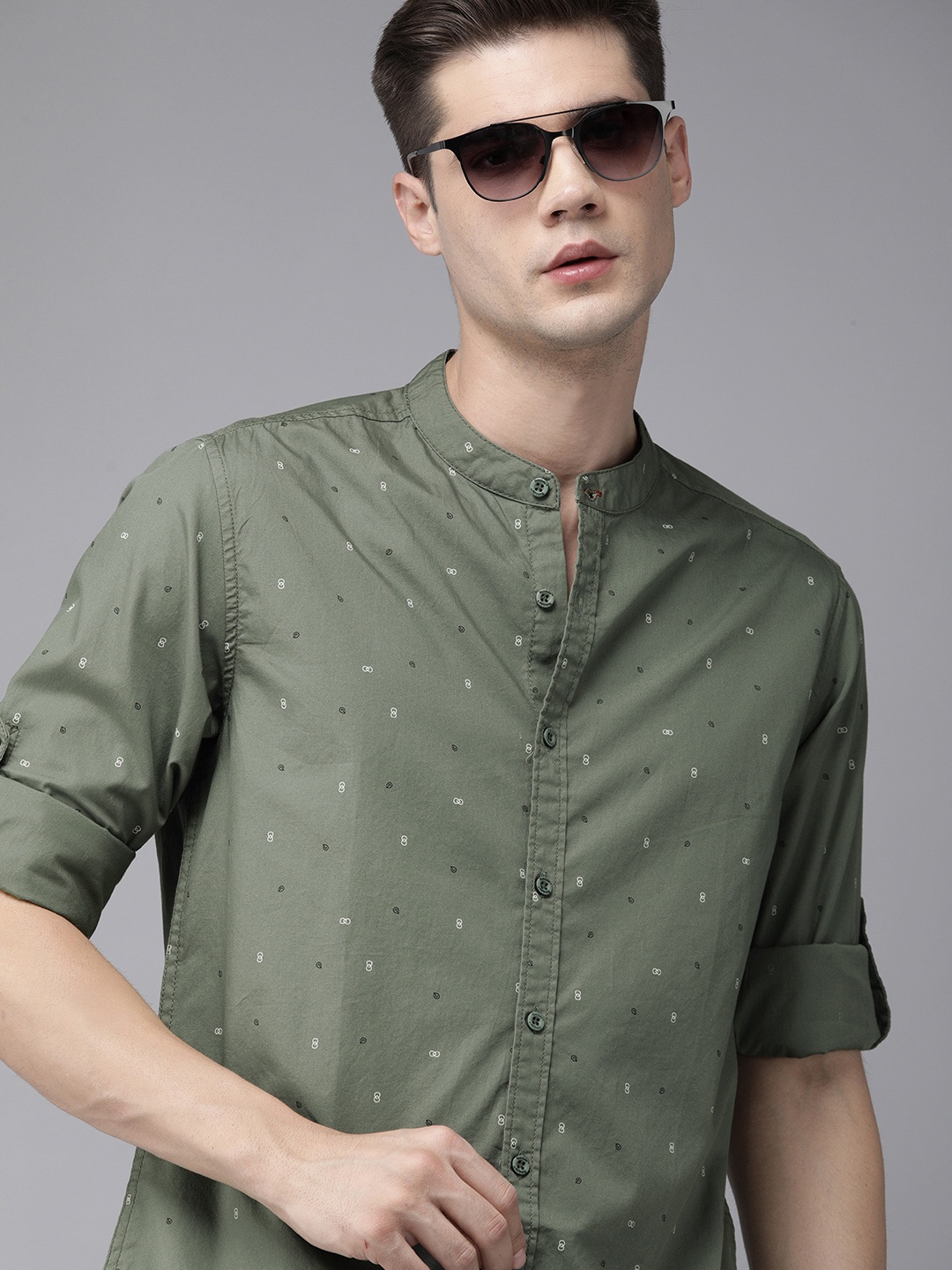 

Roadster Men Olive Green Printed Casual Shirt