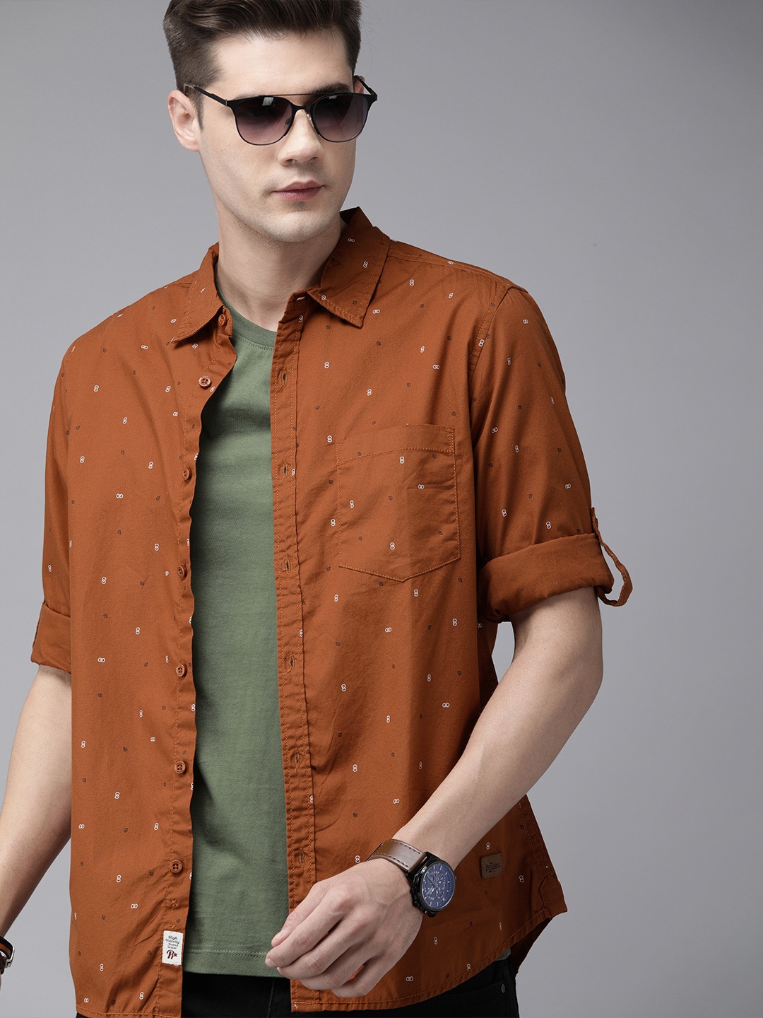 

Roadster Men Rust Orange Cotton Ditsy Print Casual Shirt