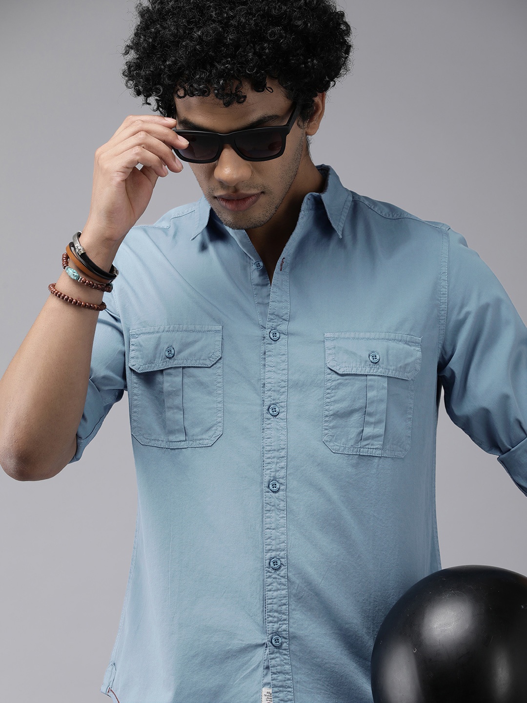 

Roadster Men Blue Pure Cotton Solid Casual Shirt