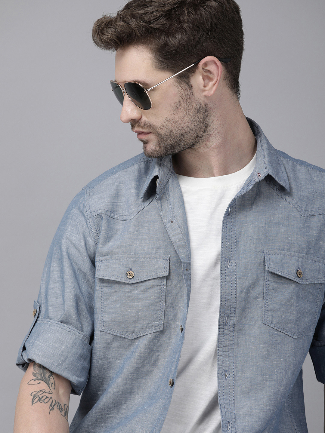 

Roadster Men Blue Casual Shirt