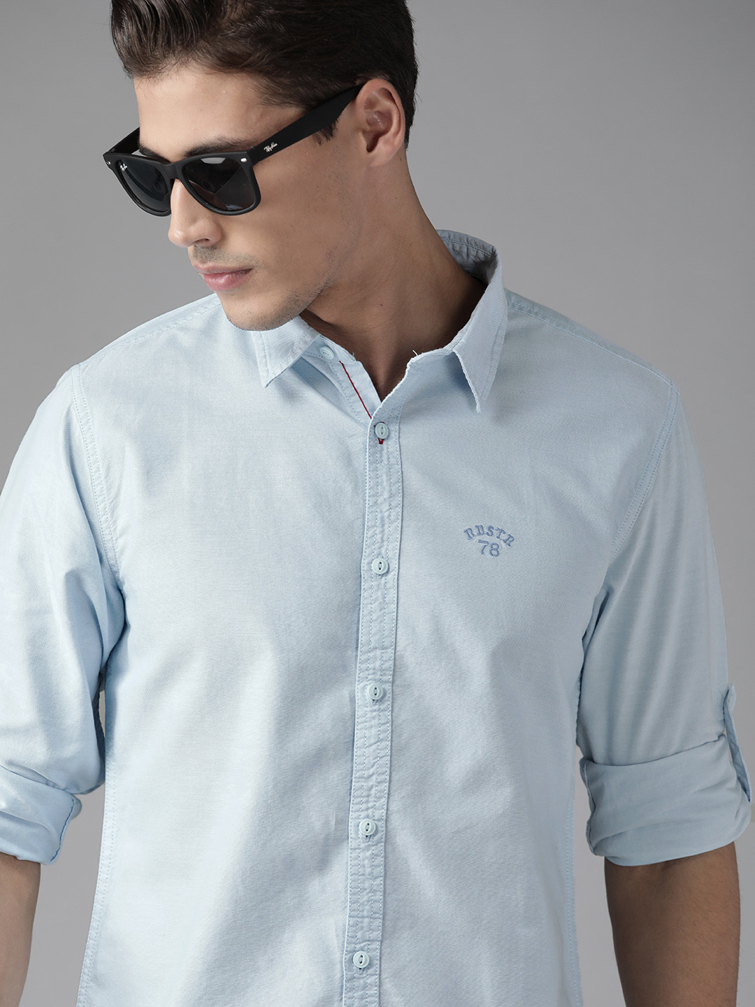 

Roadster Men Blue Pure Cotton Solid Oxford Casual Shirt