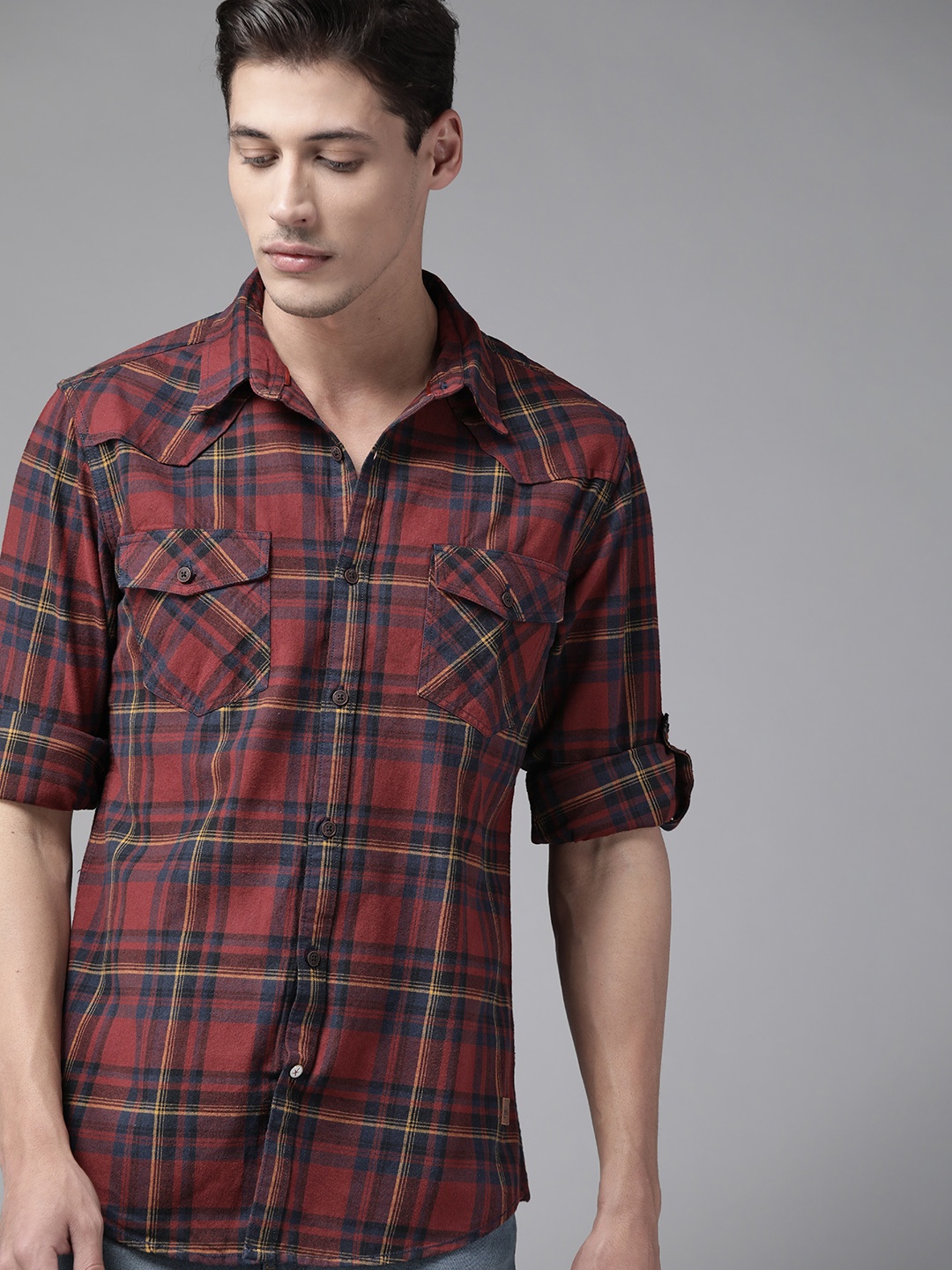 

Roadster Men Maroon & Navy Blue Tartan Checked Pure Cotton Shirt